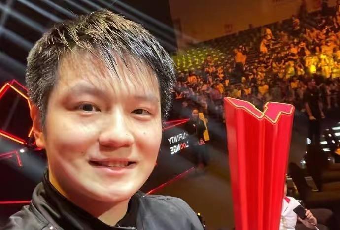 张继科VS马龙,乒乓球界的双雄对决 张继科VS马龙,乒乓球界的双雄对决
